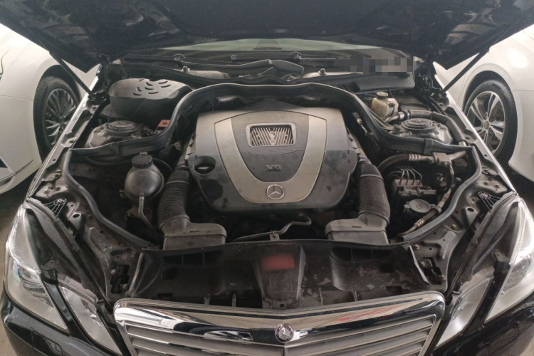 奔驰E级(进口) 2009款 E 300 优雅型局部细节24