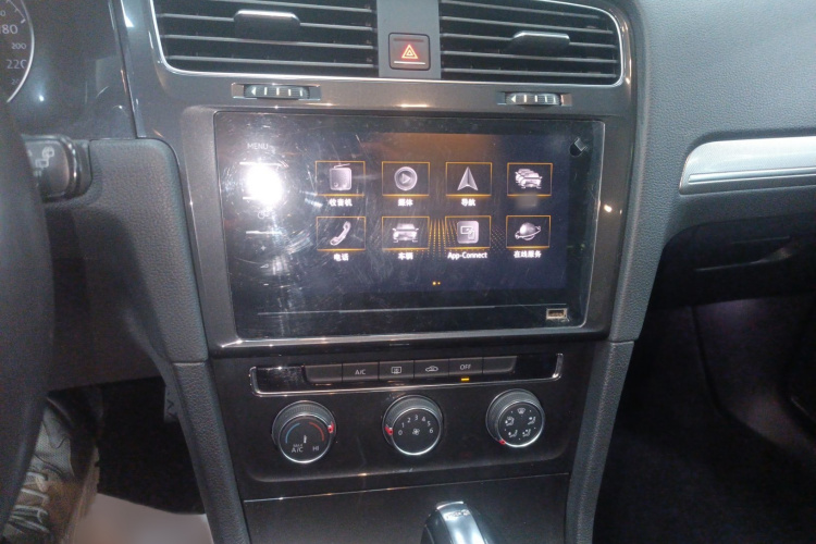 大众 高尔夫 2020款 挚爱版 280TSI DSG舒适型局部细节16