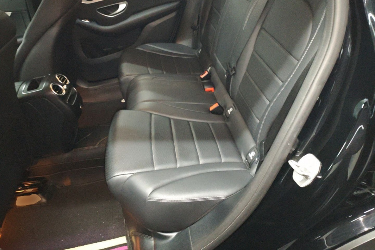 奔驰GLC 2022款 改款三 GLC 260 L 4MATIC 动感型中控内饰21