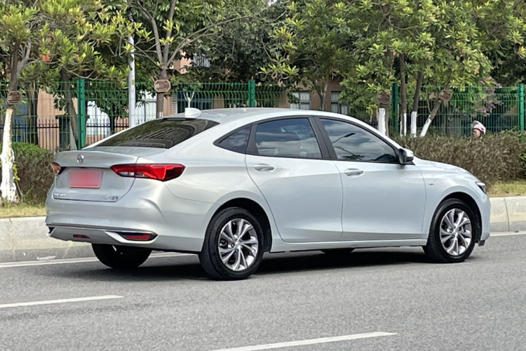 别克 威朗 2023款 Pro 乐逸版车身外观6007