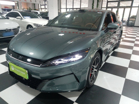 比亚迪 汉L 2025款 DM-p 四驱激光雷达旗舰型