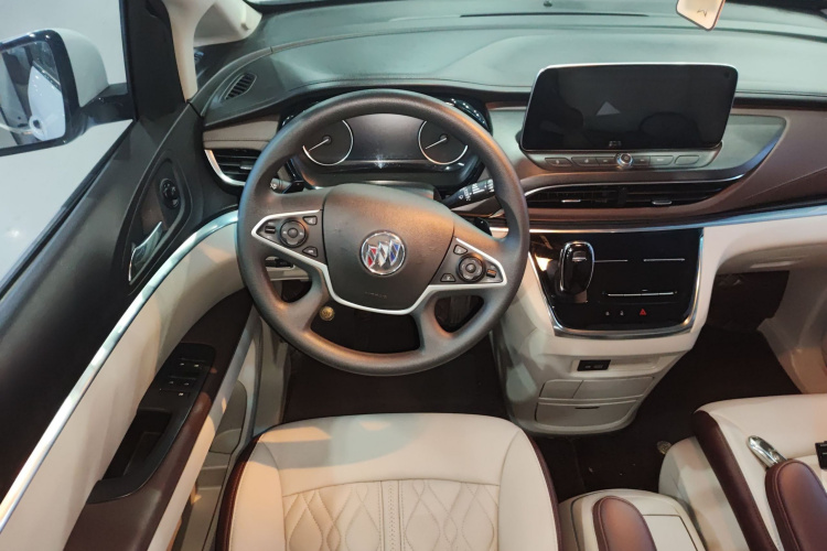 别克GL8 2023款 陆上公务舱 智享型中控内饰13