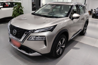 日产 奇骏 2021款 VC-Turbo 300 CVT 4WD至尊版