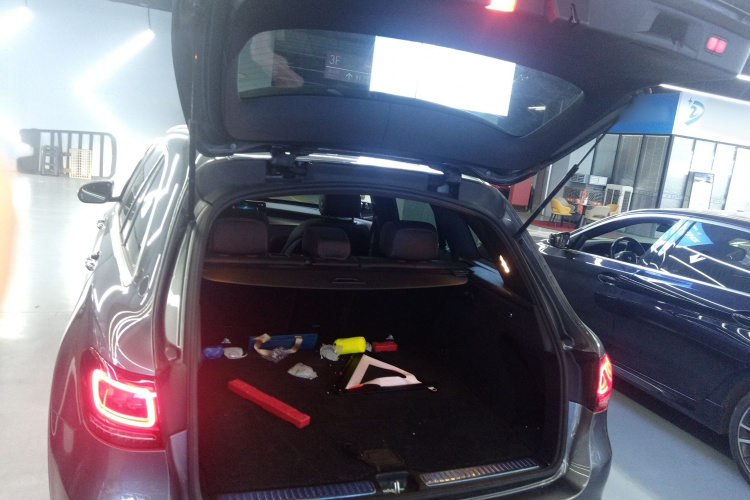 奔驰GLC 2020款 GLC 300 L 4MATIC 动感型局部细节23