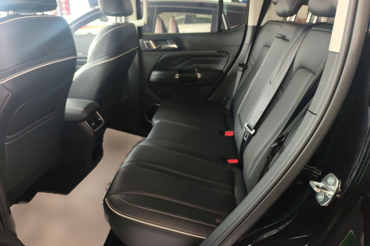 坦克300 2024款 2.0T 征服者中控内饰7004