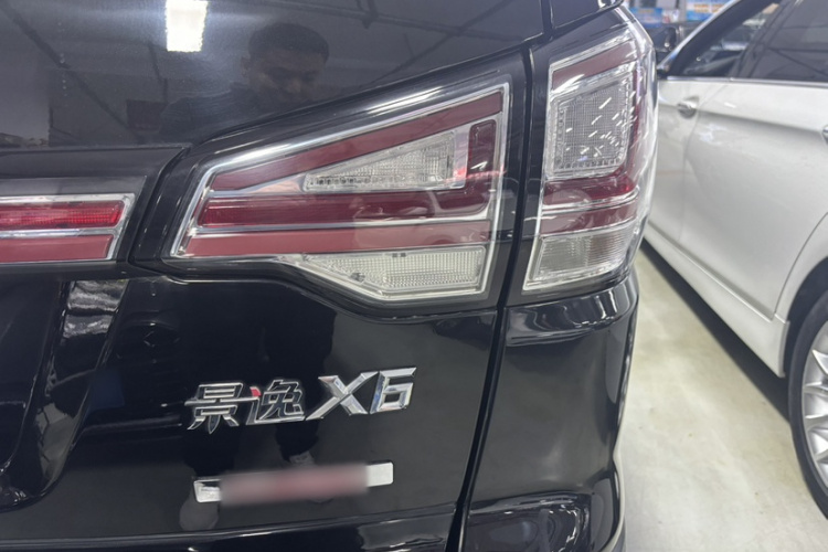 东风风行 景逸X6 2017款 乐享系列 1.5T CVT豪华型车身外观6006