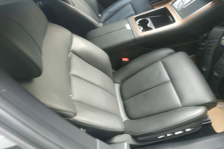 鸿蒙智行 享界S9 2024款 纯电 Ultra 四驱旗舰版局部细节41