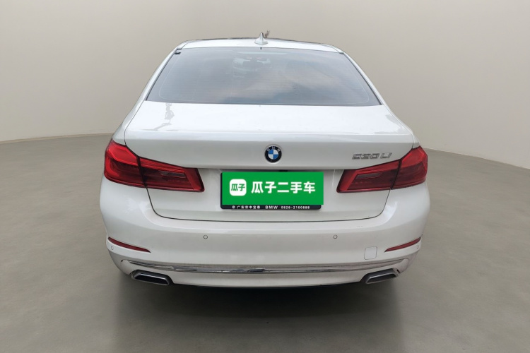 宝马5系 2020款 530Li 领先型 豪华套装车身外观6
