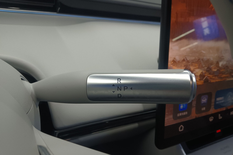 鸿蒙智行 智界S7 2025款 705km Max局部细节18