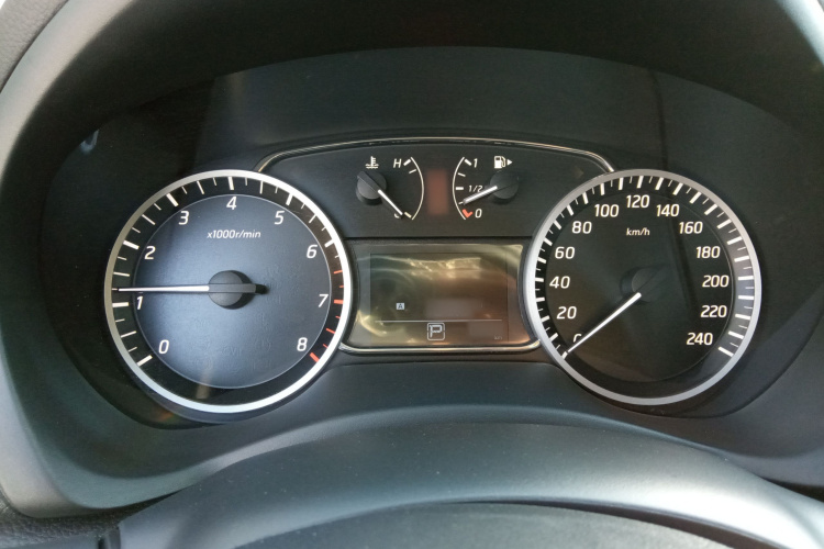 日产 轩逸 2024款 经典 1.6XE CVT舒适版局部细节14