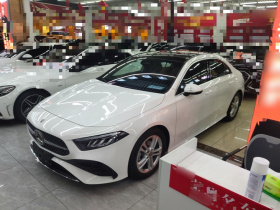 奔驰A级 2023款 A 180 L