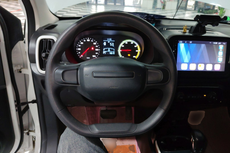 荣威 科莱威CLEVER 2022款 311km元气啵啵版中控内饰13