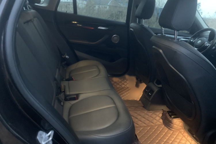 宝马X1 2021款 sDrive25Li 领先型中控内饰7001