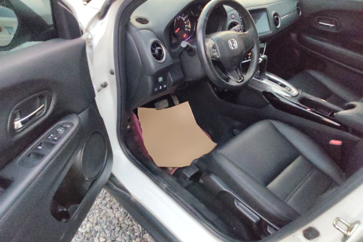 本田XR-V 2021款 220TURBO CVT舒适版中控内饰20