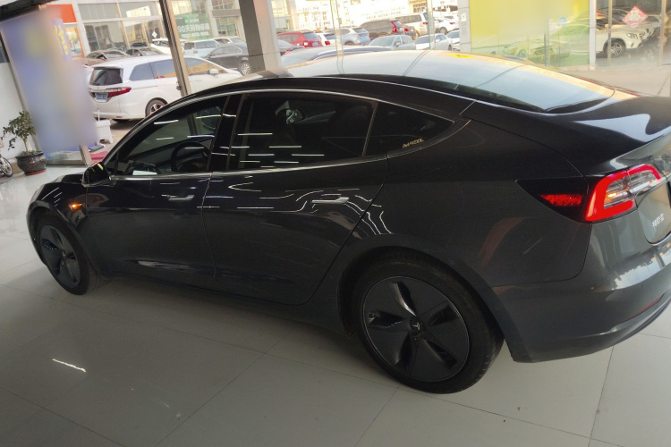特斯拉 Model 3 2020款 改款 标准续航后驱升级版车身外观4