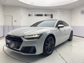 奥迪A7 2023款 45 TFSI 臻选型