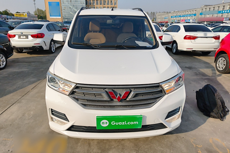 五菱汽车 五菱宏光 2019款 1.5L S标准型国VI LAR车身外观6001