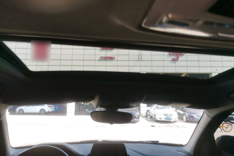 宝马1系(进口) 2018款 118i 领先型中控内饰22