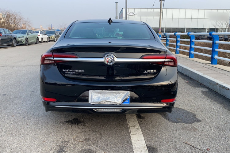 别克 君越 2022款 552T 豪华型车身外观6004