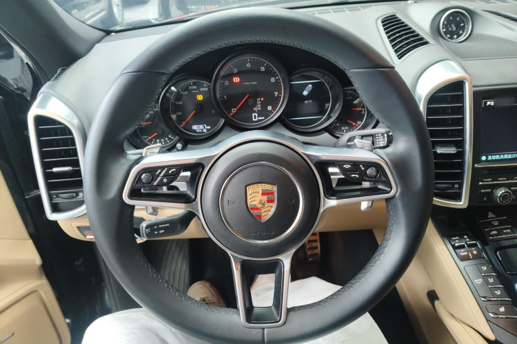 保时捷 2015款 Cayenne 3.0T局部细节13