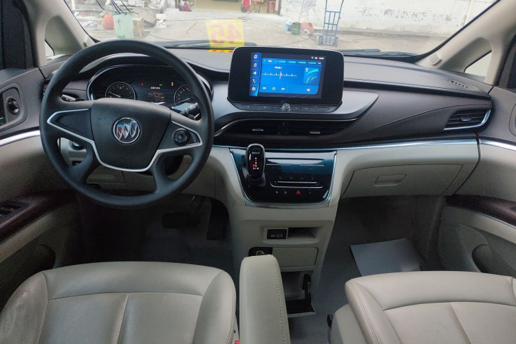 别克GL8 2021款 陆上公务舱 652T 舒适型中控内饰12