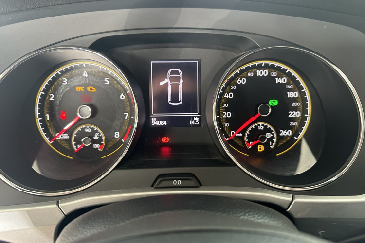 大众 2021款 途安L 280TSI DSG风尚版 7座中控内饰7011