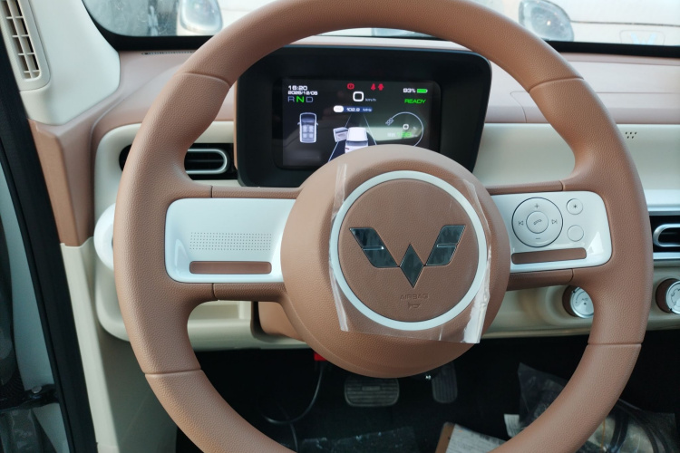 五菱汽车 宏光MINIEV 2024款 第三代 215km 青春版中控内饰13