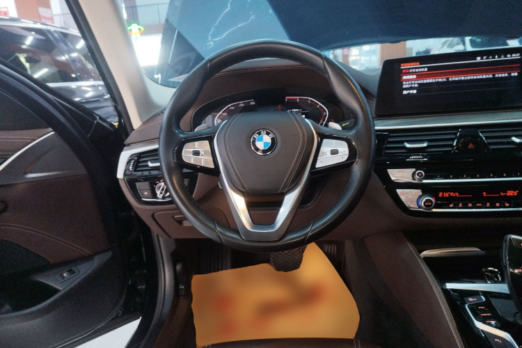 宝马5系 2020款 530Li xDrive 豪华套装中控内饰13