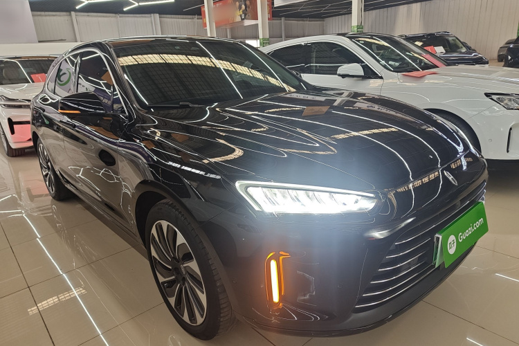 鸿蒙智行 问界M5 2022款 增程四驱至臻版车身外观3