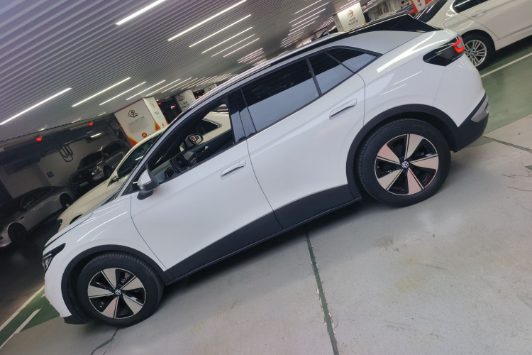 大众 ID.4 X 2024款 纯净智享版车身外观4