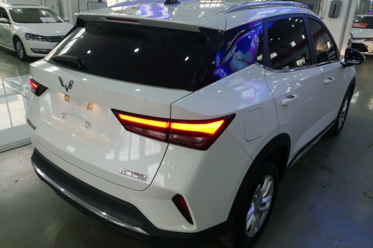 五菱汽车 五菱星驰 2022款 1.5L 手动自在型车身外观6005