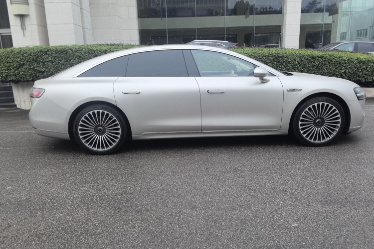 鸿蒙智行 享界S9 2024款 纯电 Ultra 四驱旗舰版车身外观6003