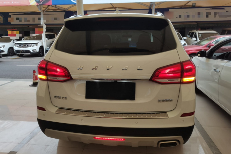 哈弗H6 2021款 运动版 1.5T 自动精英智联型 六边形格栅车身外观6