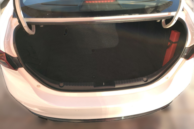 马自达3 昂克赛拉 2016款 三厢 1.5L 自动舒适型中控内饰23