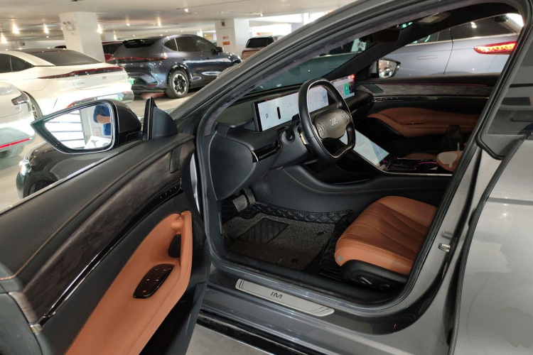 智己汽车 智己L7 2022款 Dynamic中控内饰20