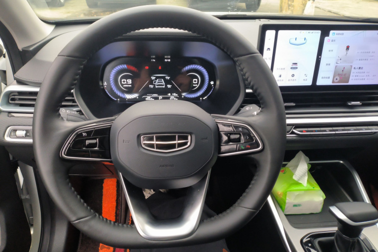 吉利汽车 帝豪 2023款 第4代冠军版 1.5L CVT豪华型中控内饰13