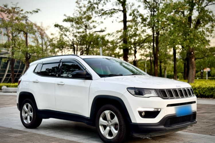 Jeep 指南者 2017款 200T 自动家享版车身外观6001