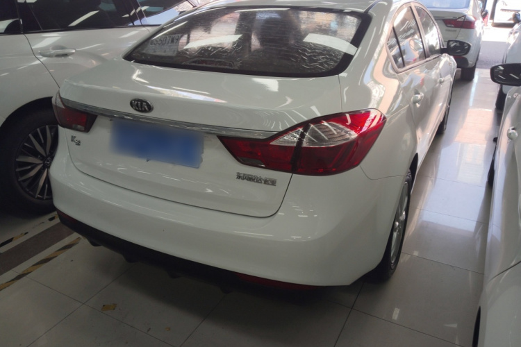 起亚K3 2016款 1.6L 自动天窗版车身外观7