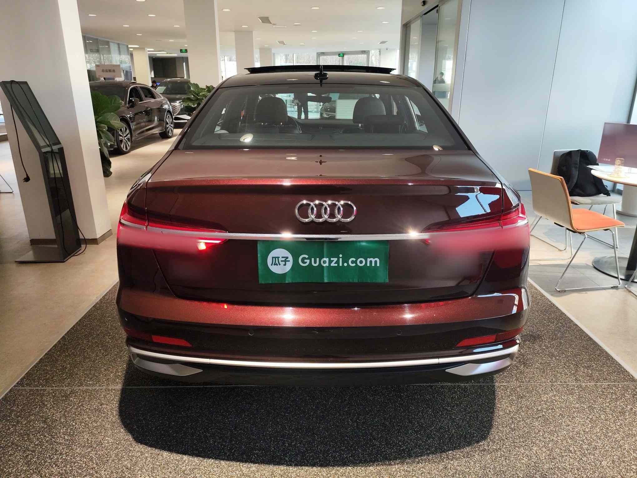 奥迪A6L 2024款 45 TFSI 臻选动感型(4)