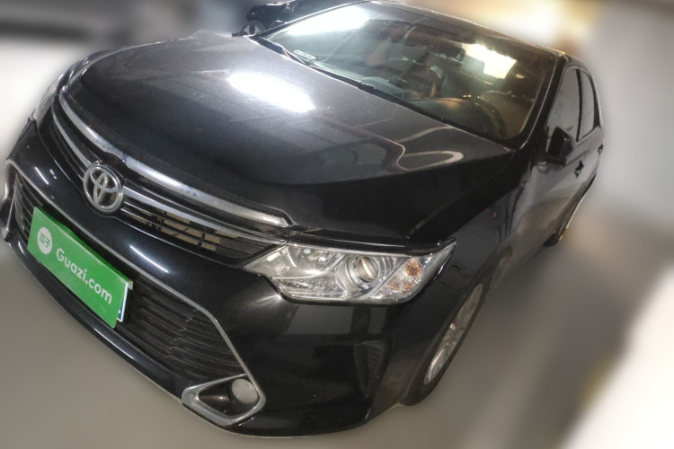 丰田 凯美瑞 2016款 2.0G 十周年纪念领先版车身外观1