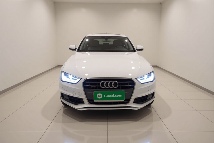 奥迪A4L 2015款 45 TFSI quattro个性运动型车身外观2