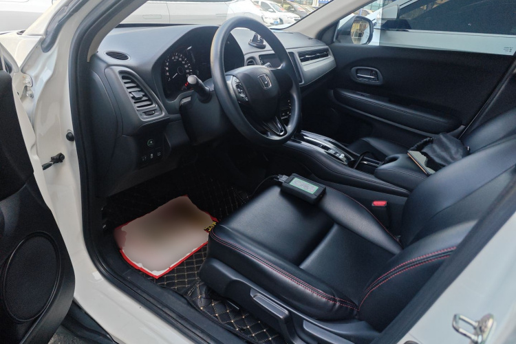 本田 缤智 2020款 220 TURBO CVT精英版中控内饰20