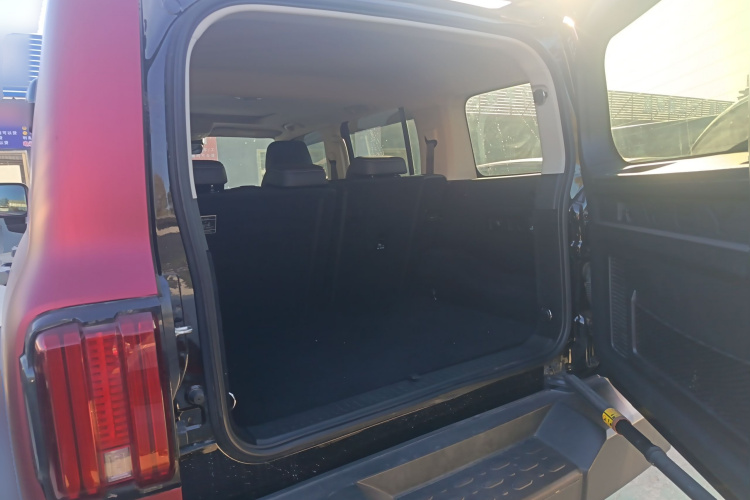 坦克300 2021款 越野版 2.0T 征服者局部细节23