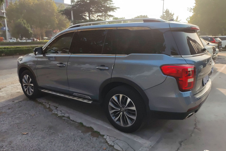 广汽传祺 传祺GS8 2017款 320T 两驱豪华智联版（七座）车身外观6005