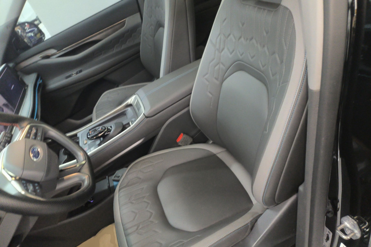 福特 2023款 锐界L 2.0T EcoBoost 两驱七座豪华型中控内饰19