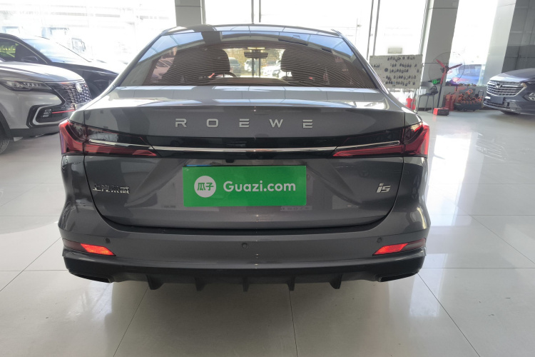 荣威i5 2023款 1.5L 手动舒享版车身外观6