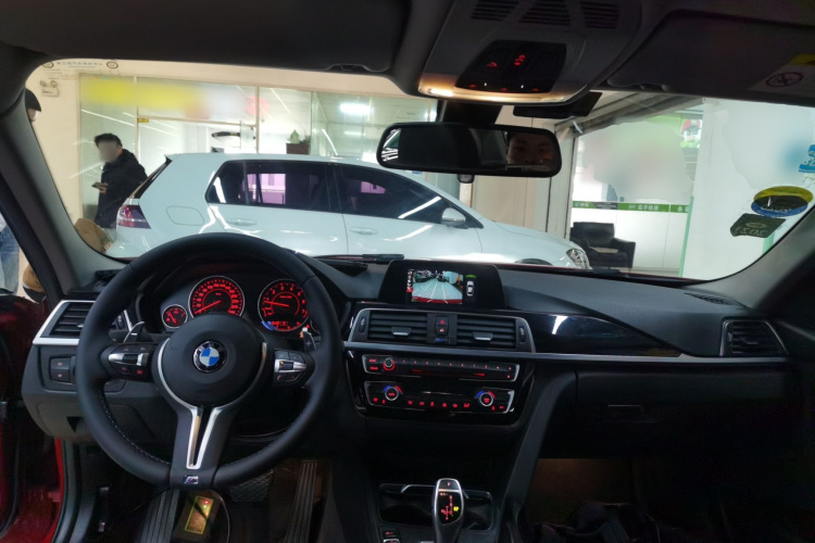 宝马3系 2017款 320Li M运动型中控内饰12