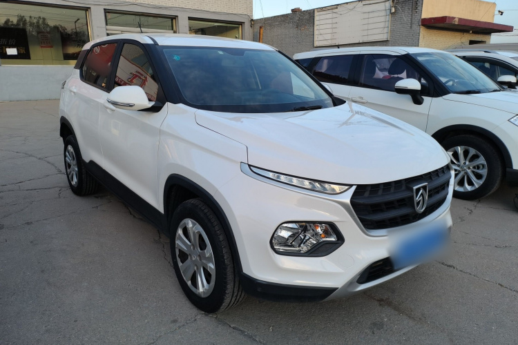 宝骏510 2017款 1.5L 手动舒适型车身外观3