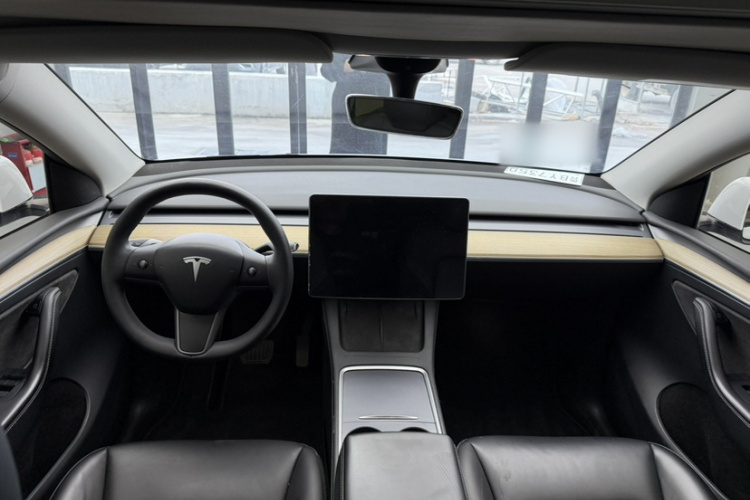 特斯拉 Model Y 2022款 后轮驱动版车身外观6003