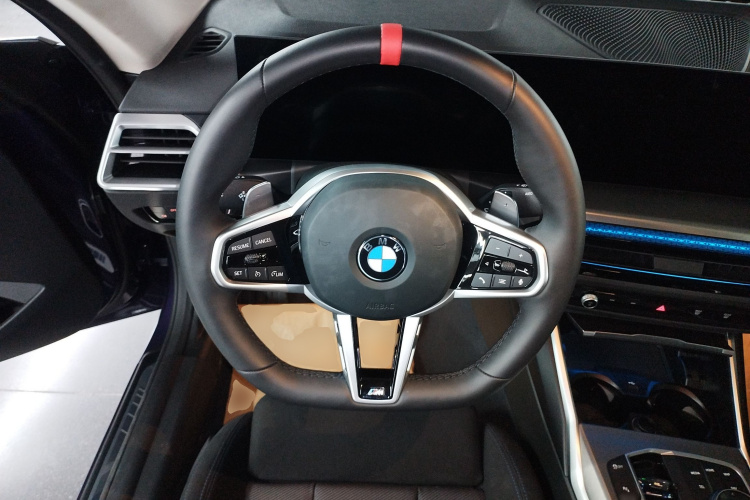 宝马2系(进口) 2025款 225i M运动曜夜套装中控内饰13